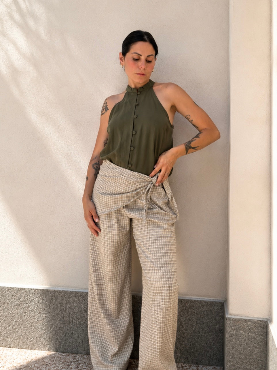 Pantalone a quadri con bandana
