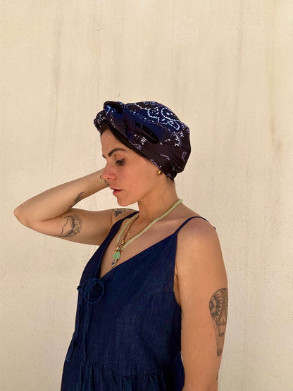 Foulard fantasia Paisley Nero